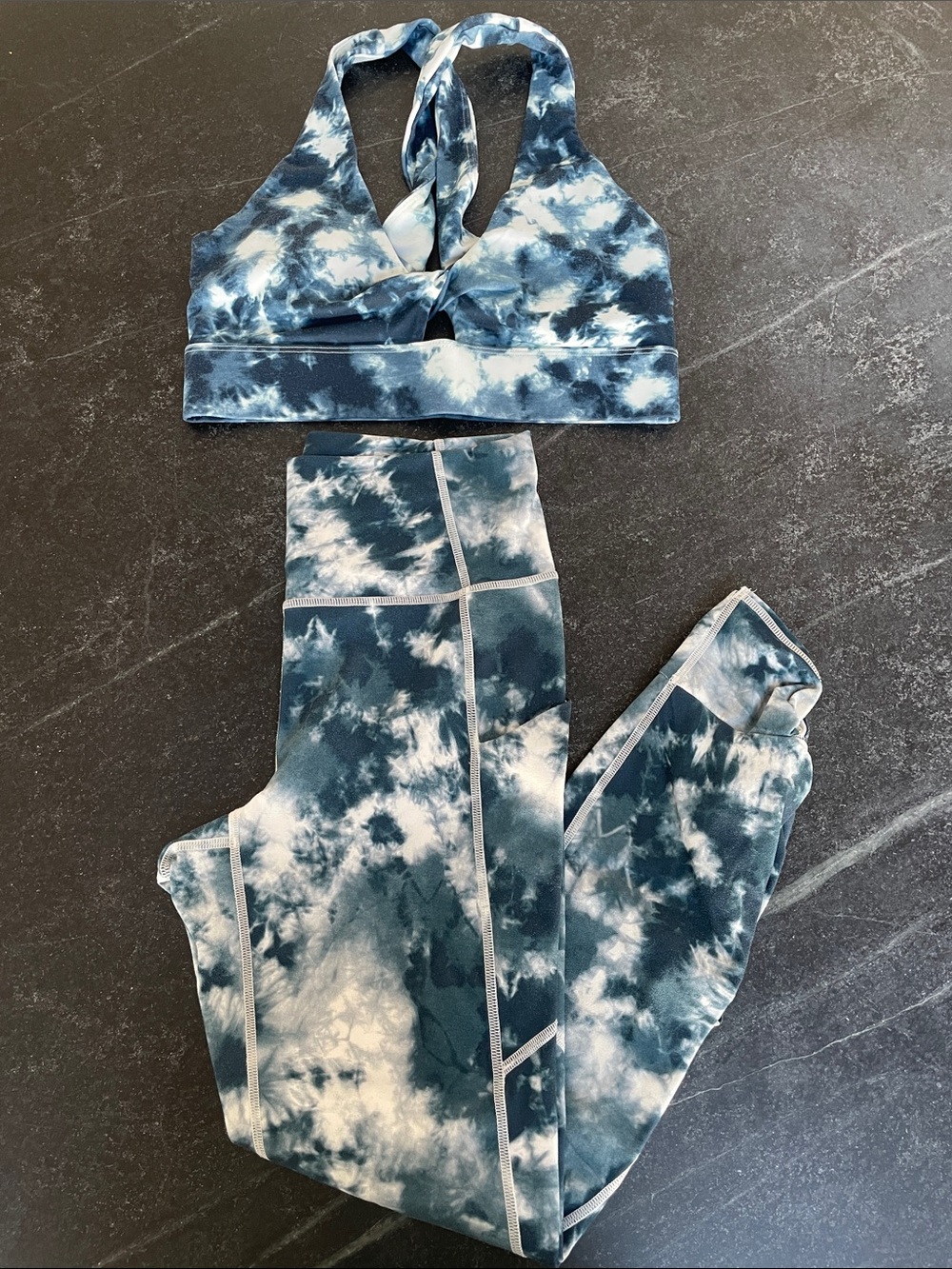 Fabletics Teal & White Tie-Dye PureLuxe Leggings & Sports Bra Set
